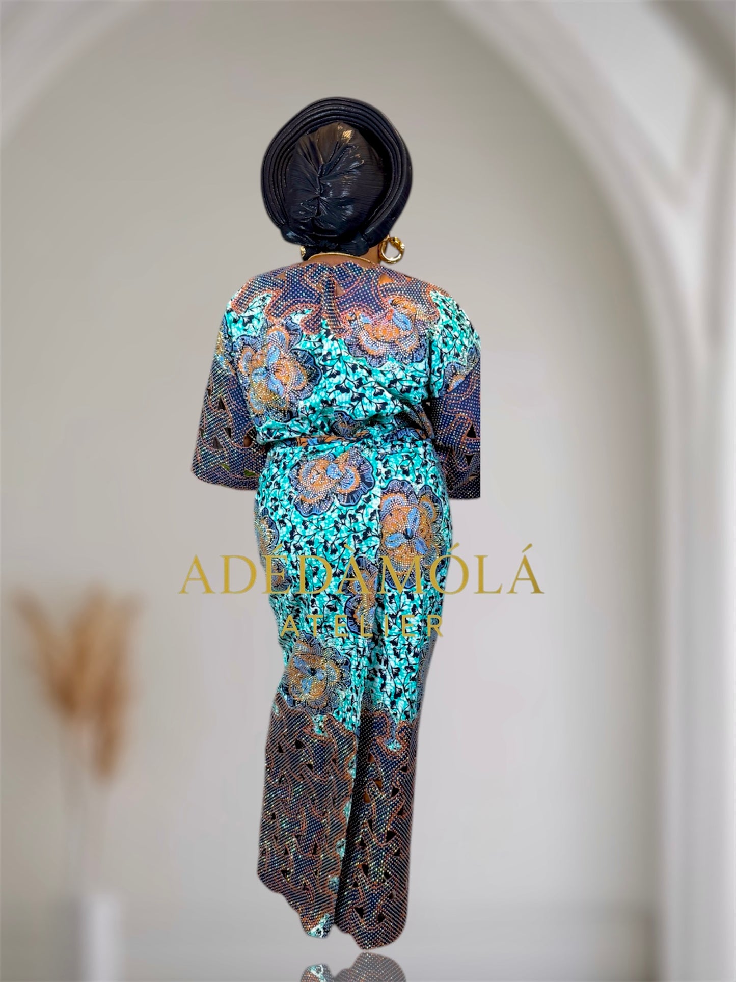 Iya Ola Ìró & Bùbá Set - Mother of Wealth Edition